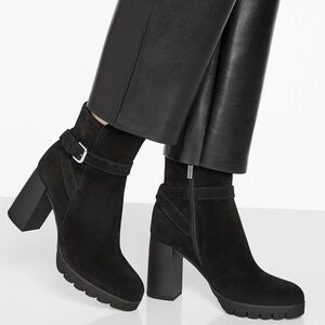 NEW LA CANADIENNE Meadow Black Waterproof Suede Ankle Boots | Size 9.5